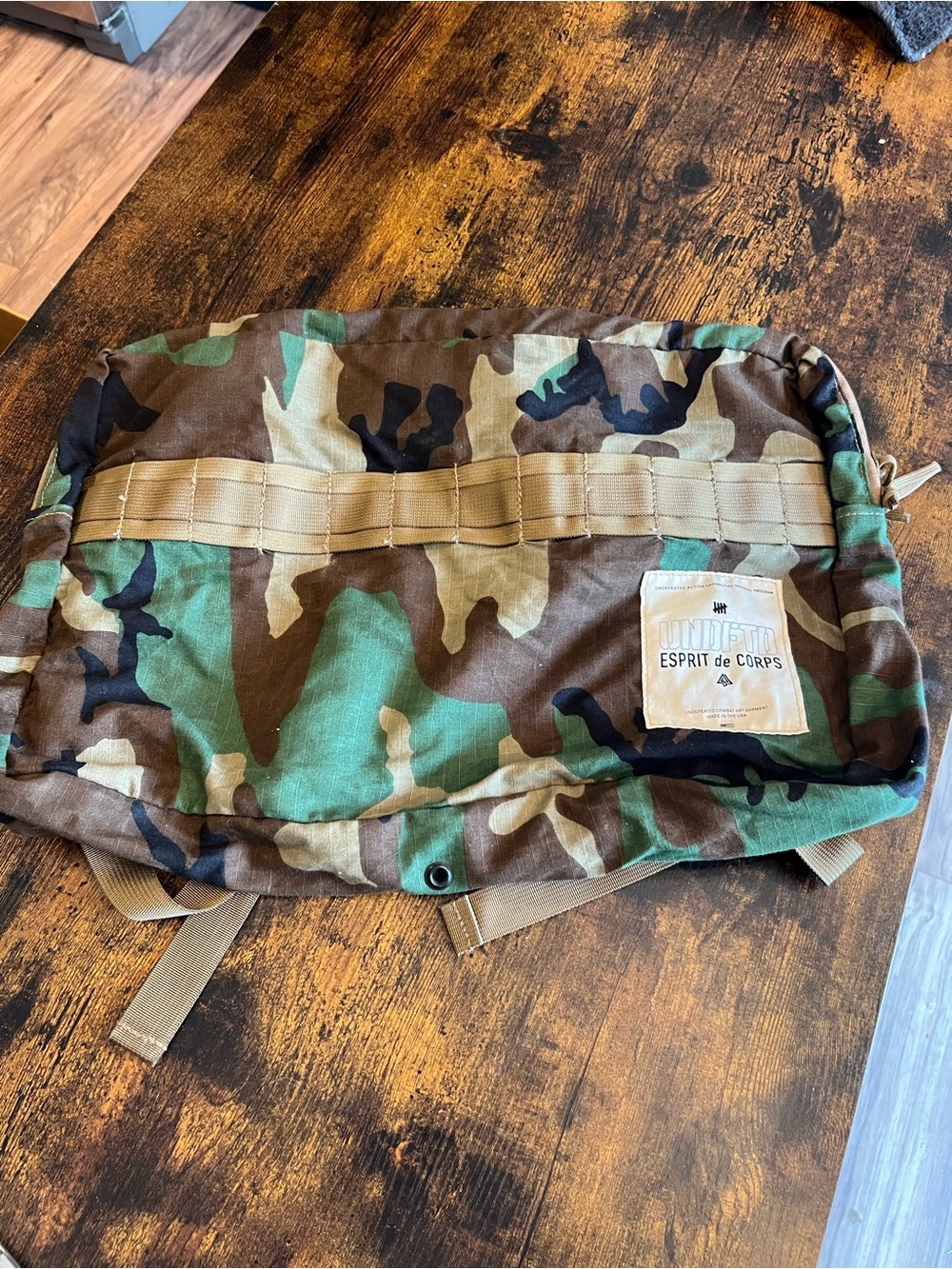 Undefeated "Esprit de Corps" Camo Messenger Backpack / Bag